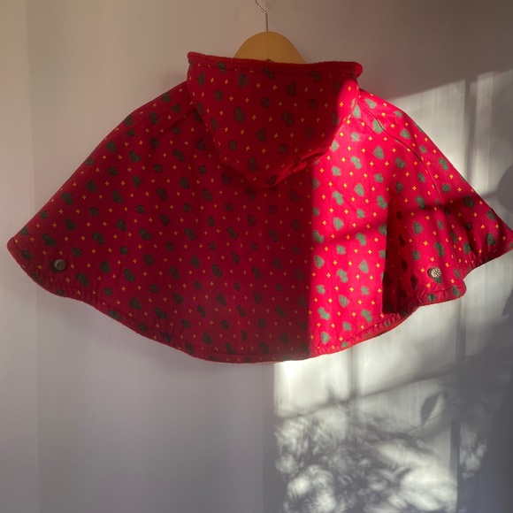 Helen Maas Reversible Nordic Hooded Poncho Cape - Picture 7 of 9